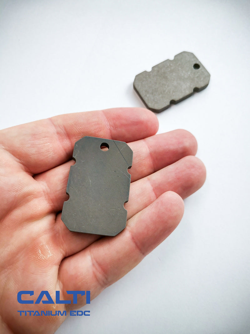 Load image into Gallery viewer, Thick Tiny Titanium tag, Military badge, military Tag, Hypoalergic, Dog tag, pet tag, titanium edc, medical tag, medical alert tag, engraved