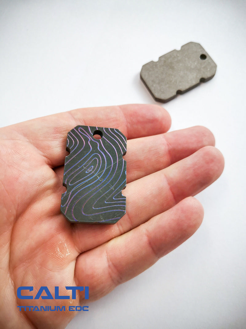Load image into Gallery viewer, Thick Tiny Titanium tag, Military badge, military Tag, Hypoalergic, Dog tag, pet tag, titanium edc, medical tag, medical alert tag, engraved