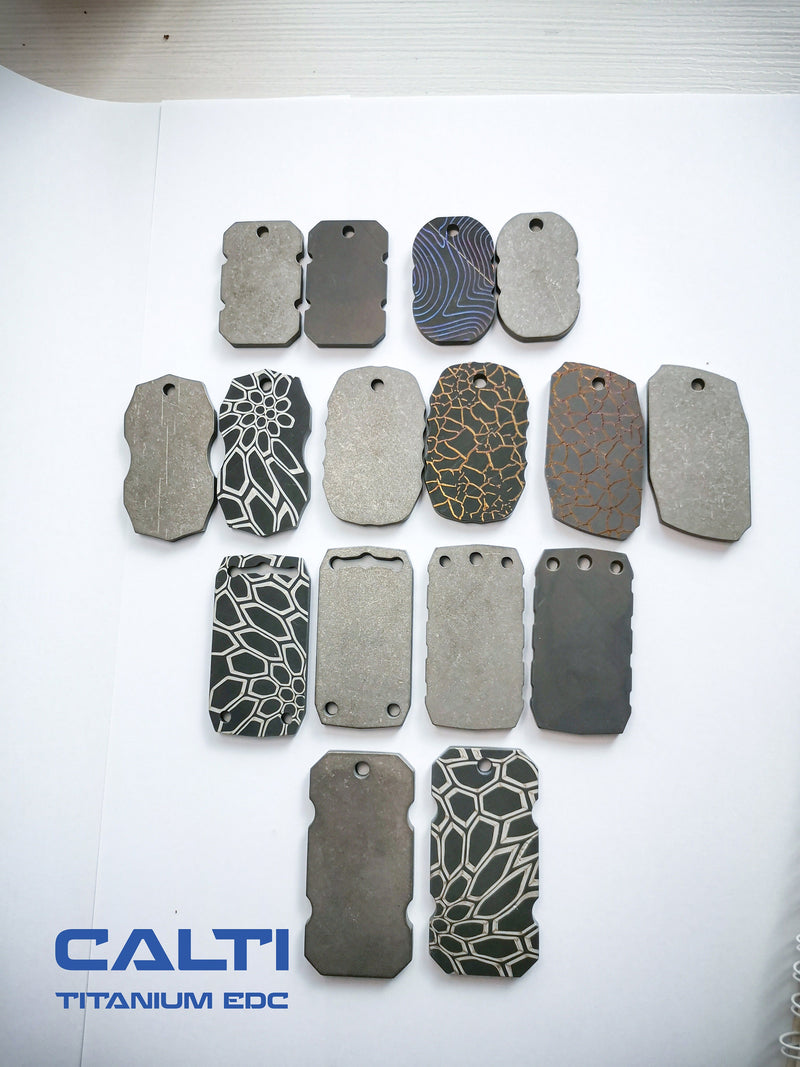 Load image into Gallery viewer, Thick Tiny Titanium tag, Military badge, military Tag, Hypoalergic, Dog tag, pet tag, titanium edc, medical tag, medical alert tag, engraved