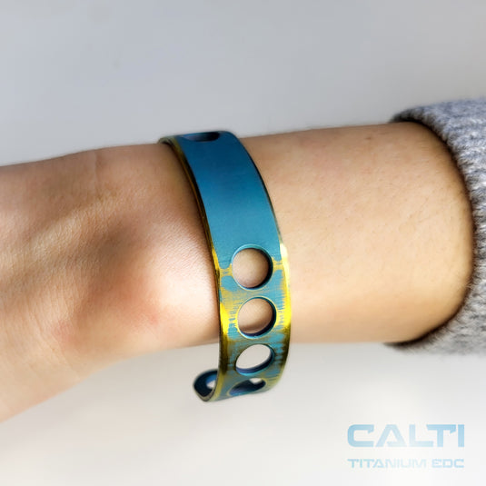 CALTI Titanium Blue Two-Tone Cuff Bracelet Hypoallergenic Anodized Design