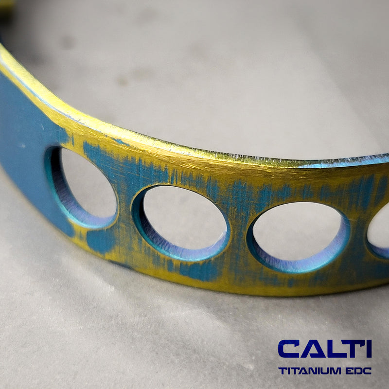 Load image into Gallery viewer, CALTI Titanium Blue Two-Tone Cuff Bracelet Hypoallergenic Anodized Design
