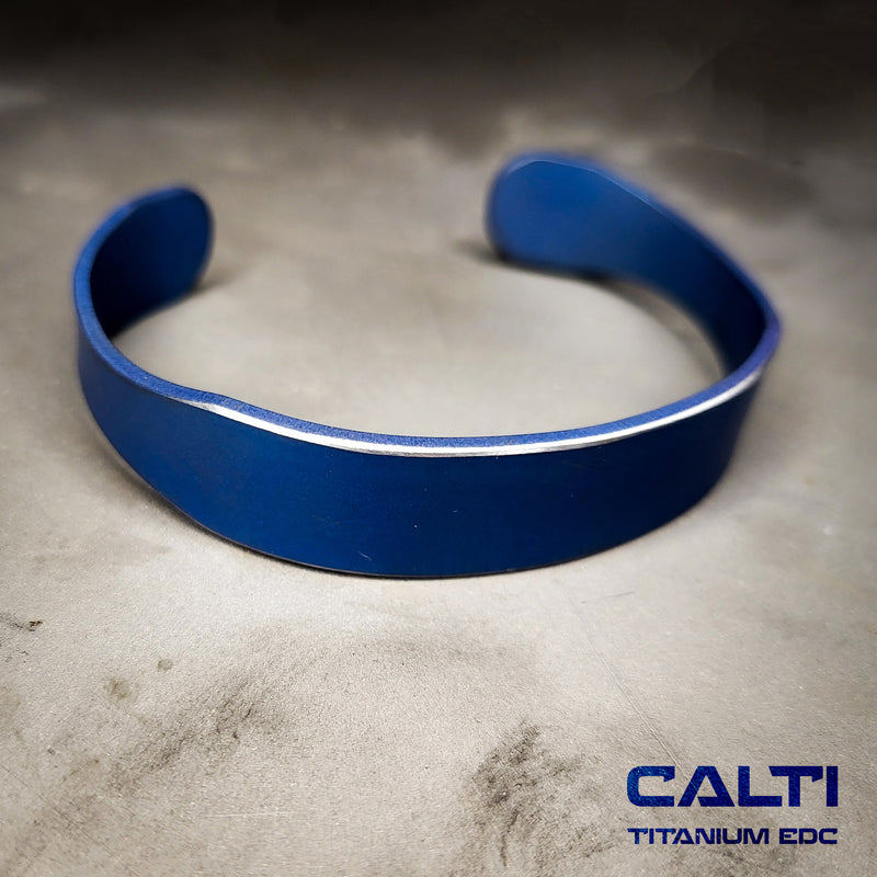 Load image into Gallery viewer, CALTI Customized Titanium Cuff Bracelet Hypoallergenic Anodized Design Two Tone
