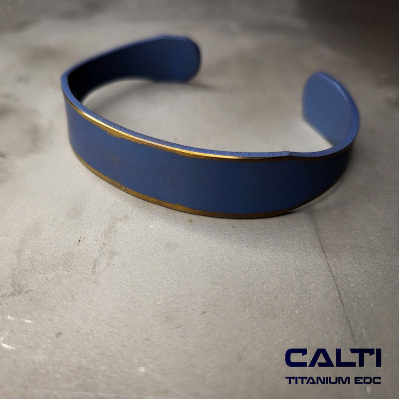 Load image into Gallery viewer, CALTI Customized Titanium Cuff Bracelet Hypoallergenic Anodized Design Two Tone
