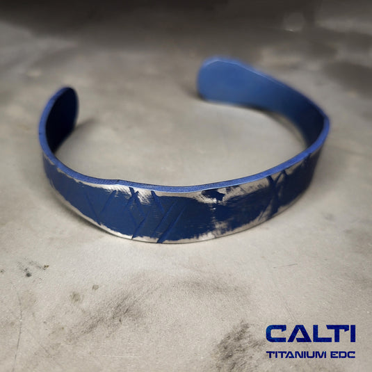 CALTI Customized Titanium Cuff Bracelet Hypoallergenic Anodized Design