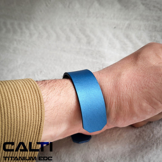 CALTI Raw Titanium Cuff Bracelet Hypoallergenic Anodized Design Two Tone