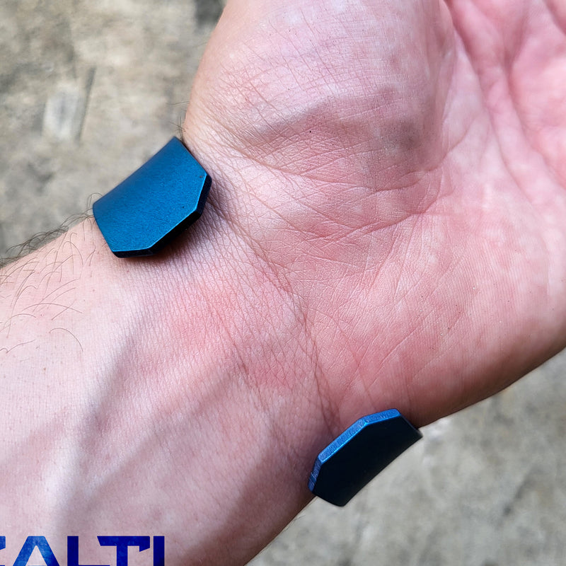 Load image into Gallery viewer, CALTI Raw Titanium Cuff Bracelet Hypoallergenic Anodized Design Two Tone
