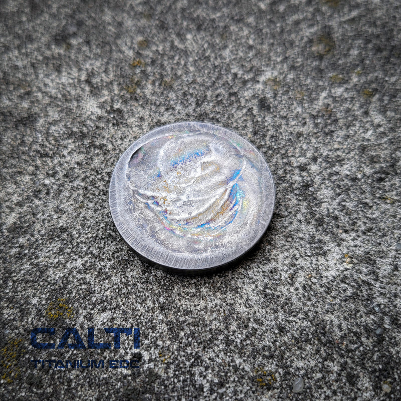 Load image into Gallery viewer, Titanium EDC Worry Coin - Toy Haptic - EDC Keychain - Knife Accessories - Worry beads - Fidget Toy
