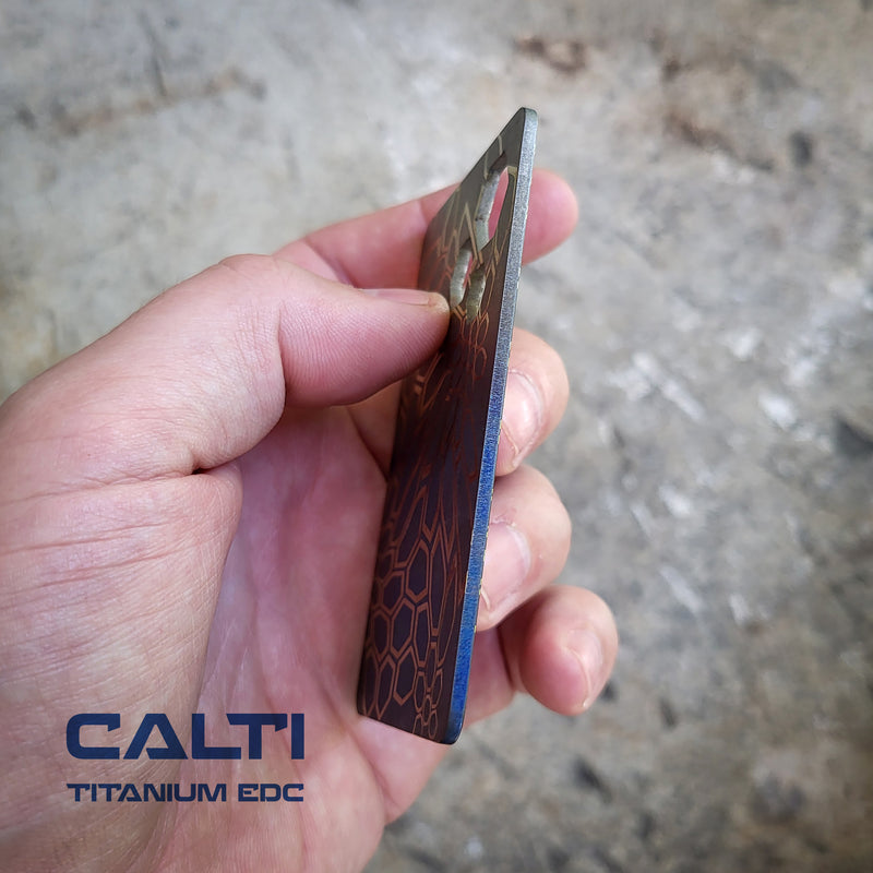 Load image into Gallery viewer, Titanium RFID Blocking Card from Calti, edc tool, edc, every day carry, titanium edc, tactical edc, rfid protect, bisiness card, multi tool
