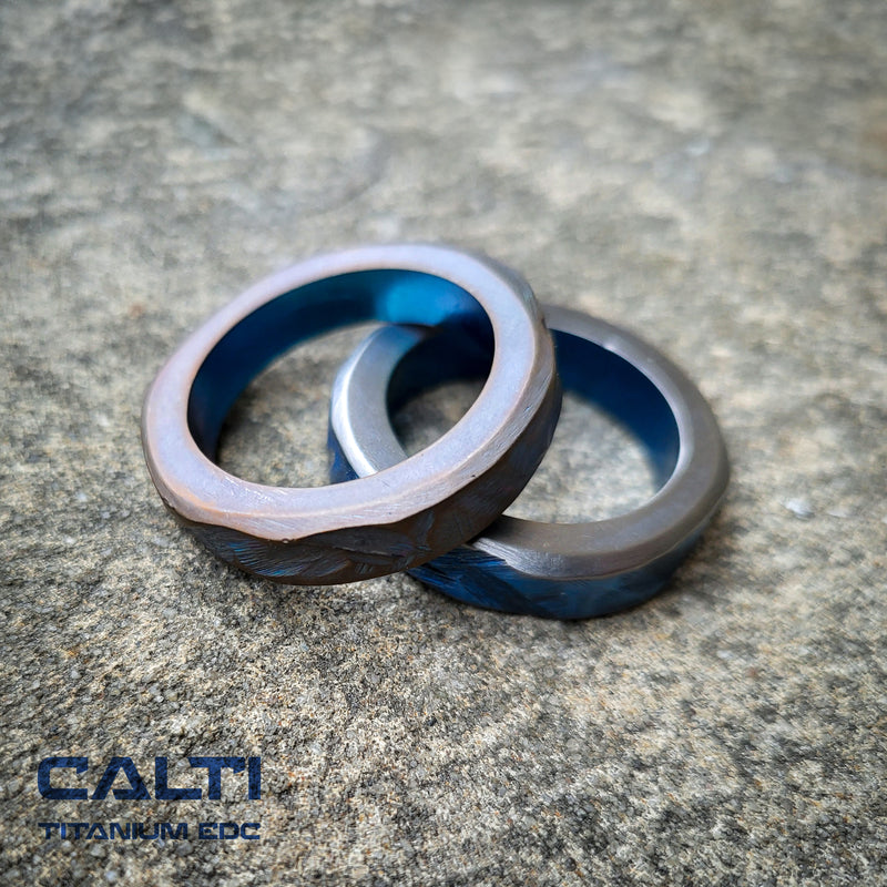 Load image into Gallery viewer, Calti Handcrafted Titanium Keychain Ring | Grade 2 Heavy-Duty EDC Key Loop
