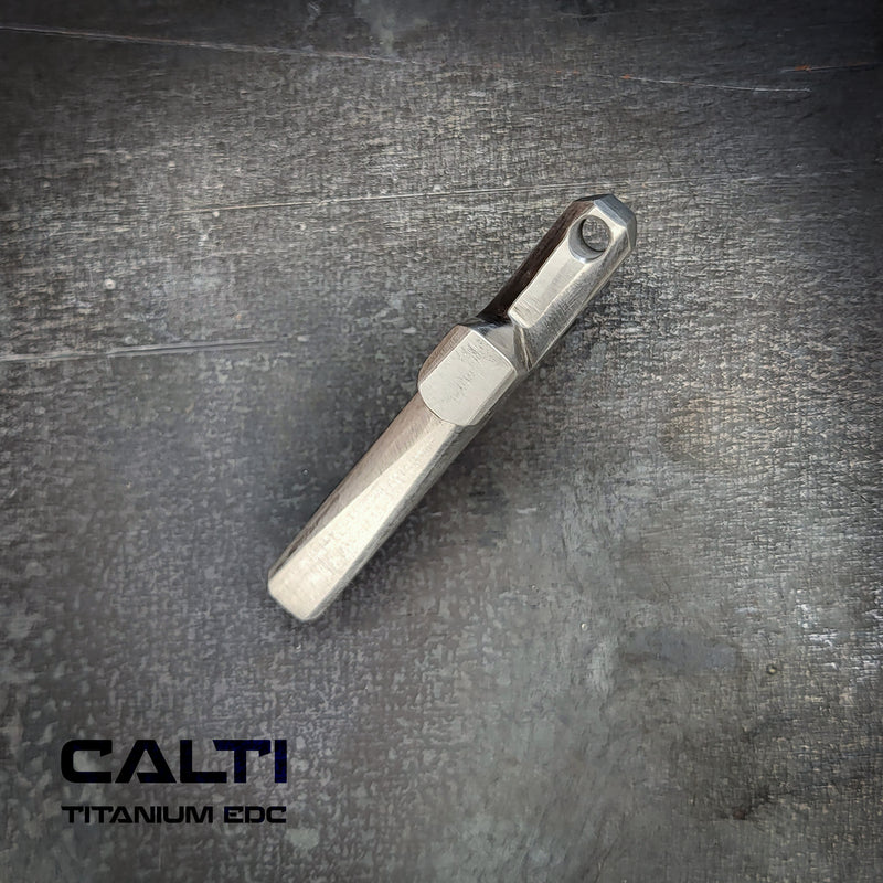 Load image into Gallery viewer, Big Custom Titanium Cross, Hypoallergic Christian Custom Accessory, Necklace or Keychain
