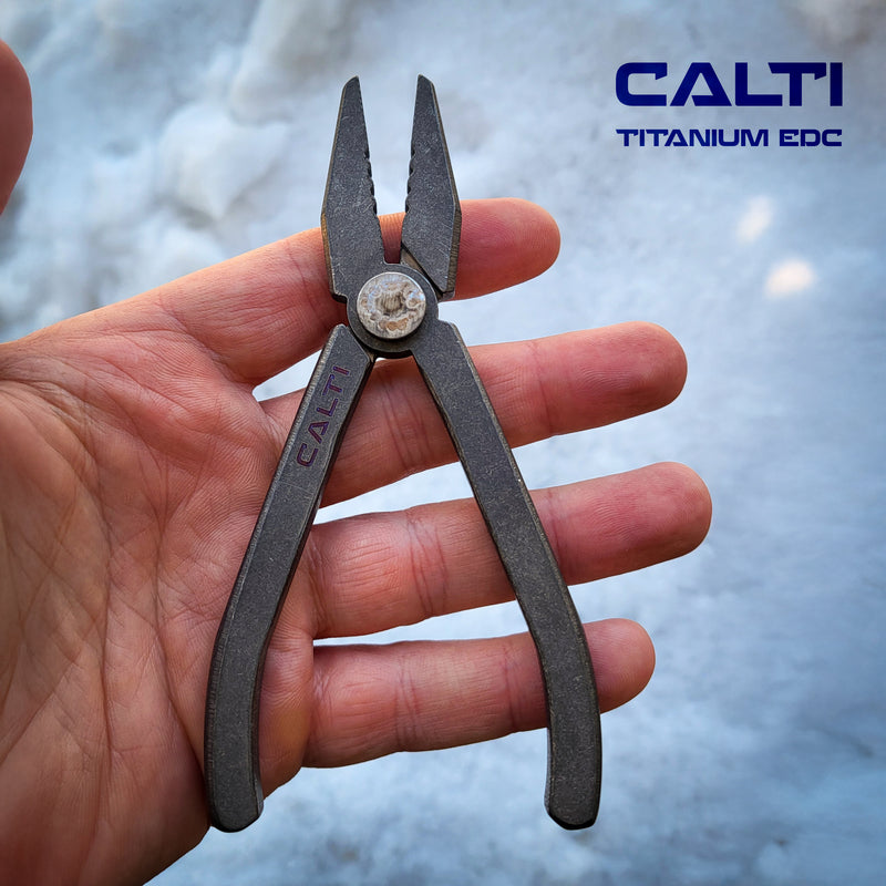 Load image into Gallery viewer, Titanium EDC Pliers from Calti

