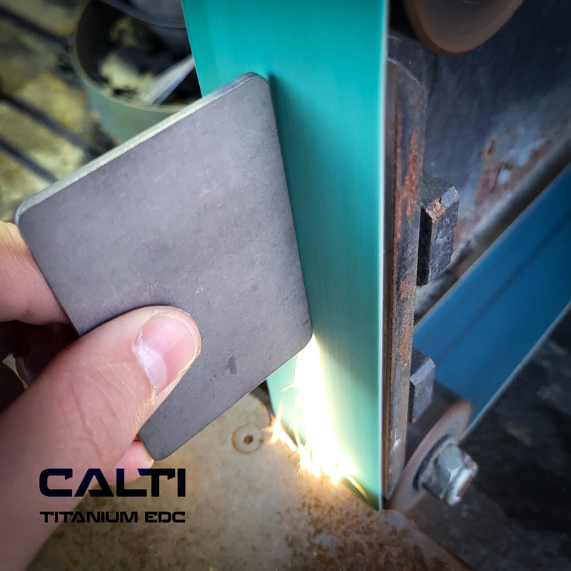 Load image into Gallery viewer, Titanium RFID Blocking Card from Calti, edc, every day carry, titanium edc, tactical edc, rfid protect, bisiness card, multi tool
