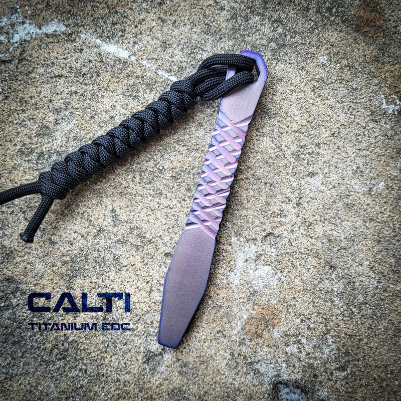 Load image into Gallery viewer, CALTI Slim Titanium Pocket Prybar: Ultra-Strong &amp; Lightweight EDC Tool Customized
