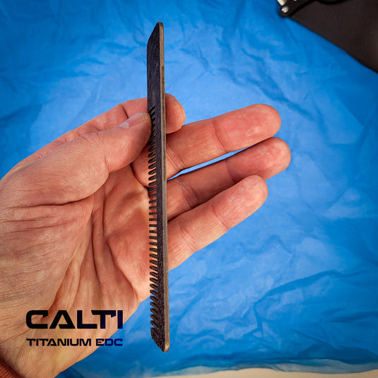 Ultimate Titanium EDC Collector’s Set – 4-Piece Tactical Gift Bundle: Utility Knife, RFID Wallet, Pocket Prybar & Grooming Comb