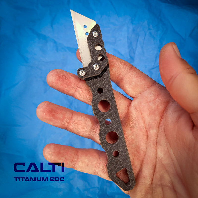Load image into Gallery viewer, Custom Titanium Black Utility Blade Holder - EDC Pocket Knife &amp; Box Cutter - Durable EDC Blade Holder
