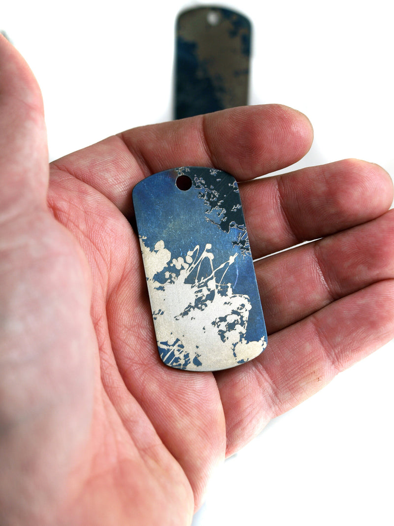 Load image into Gallery viewer, Splash Titanium tag, Military badge, military Tag, Hypoalergic, pet tag, titanium edc, medical tag, medical alert tag, engraved tag
